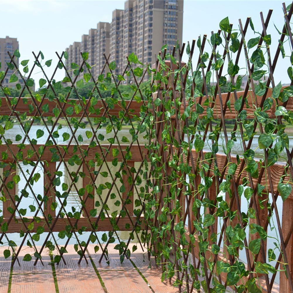Retractable artificial garden fence - Caerin®