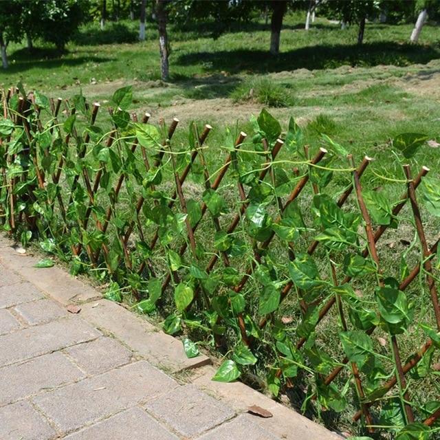 Retractable artificial garden fence - Caerin®